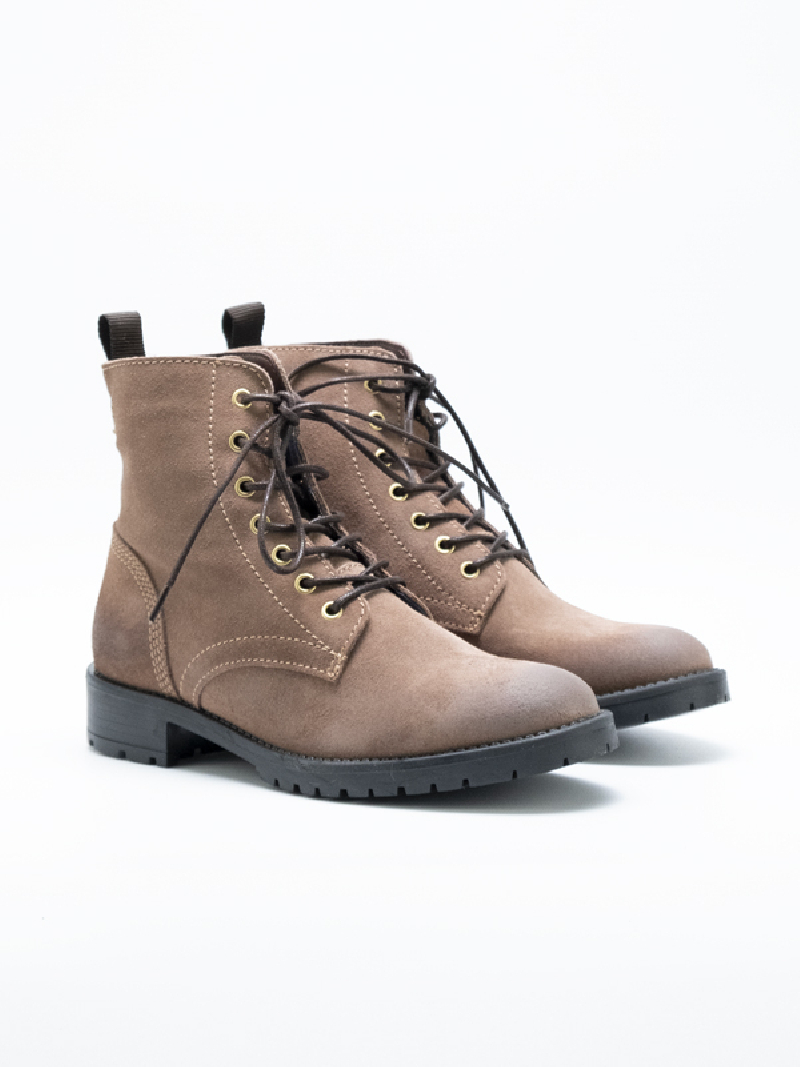 Botas best sale atacadores senhora